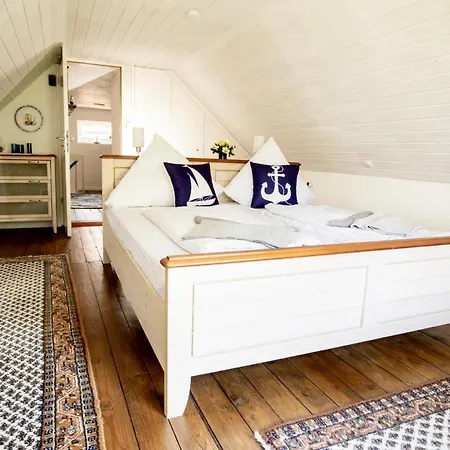 Ferienhaus Conny´s Kajüte - Für Bis Zu 4 Personen, Mit Sauna Und Haustiere Herzlich Willkommen