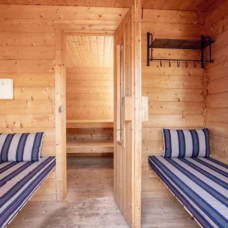 Conny´s Kajüte - Für Bis Zu 4 Personen, Mit Sauna Und Haustiere Herzlich Willkommen Ferienhaus Grimersumer-Altedeich