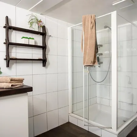 Ferienhaus Conny´s Kajüte - Für Bis Zu 4 Personen, Mit Sauna Und Haustiere Herzlich Willkommen